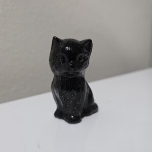 Boyd Glass Miss Cotton Kitten Plum